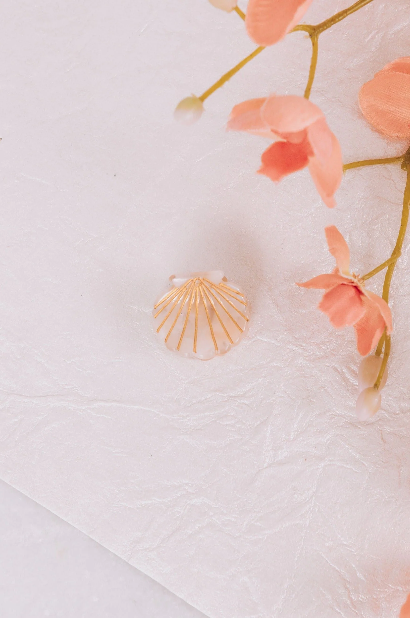 Baby Clam Clips - 2 Colors! - Image 2