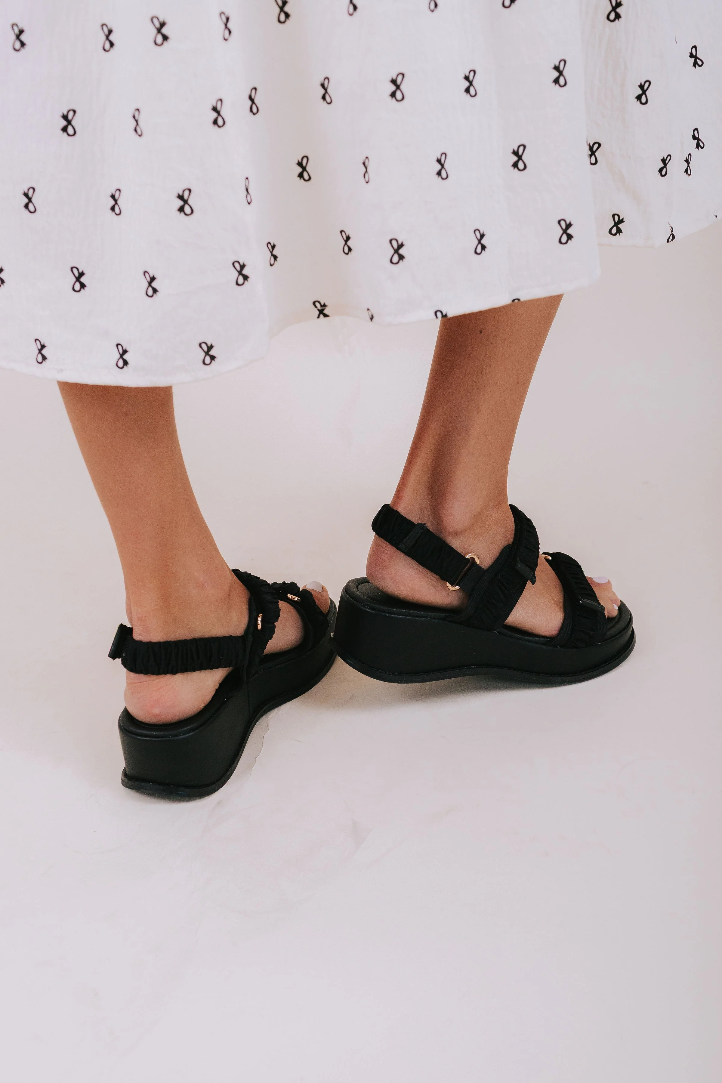 CHINESE LAUNDRY - Cashy Sandal - Image 4