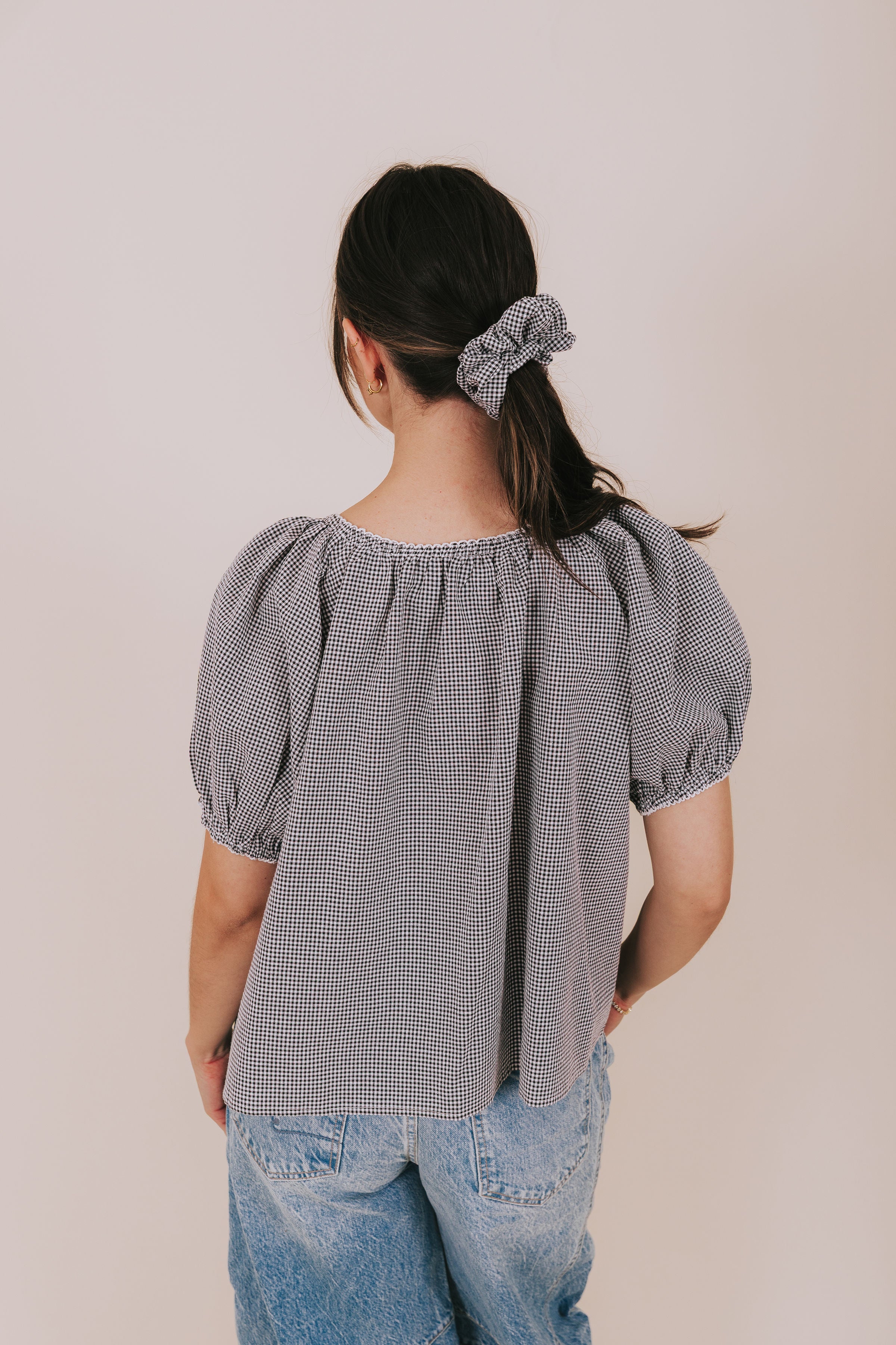 Countryside Picnic Scrunchie - 3 Colors! - Image 4