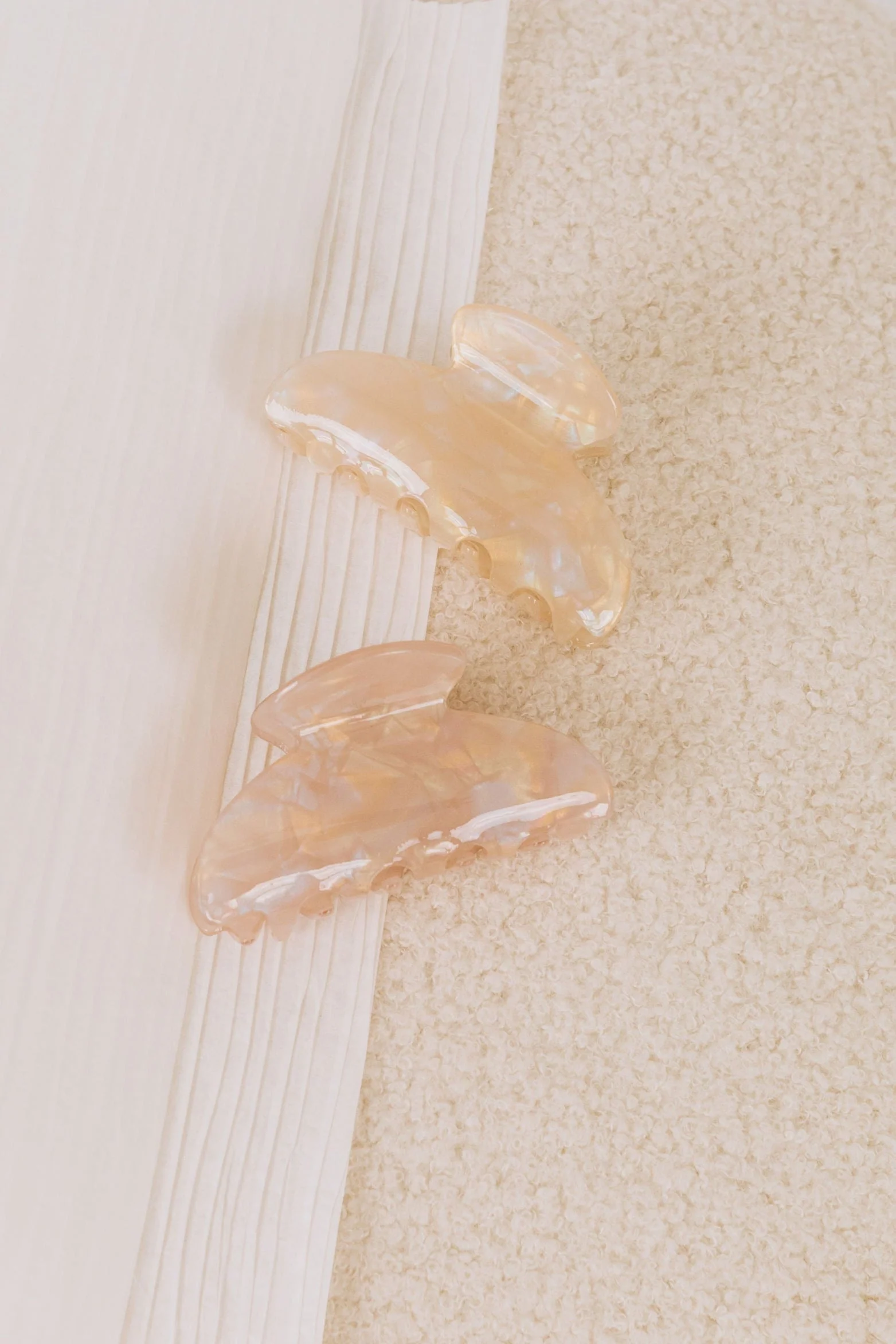 Crystalized Claw Clip - 2 Colors!