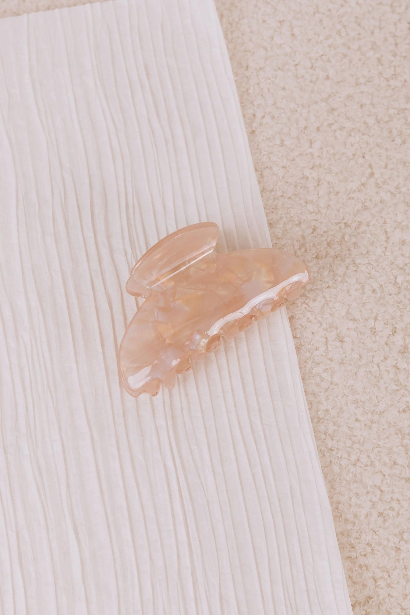 Crystalized Claw Clip - 2 Colors! - Image 3