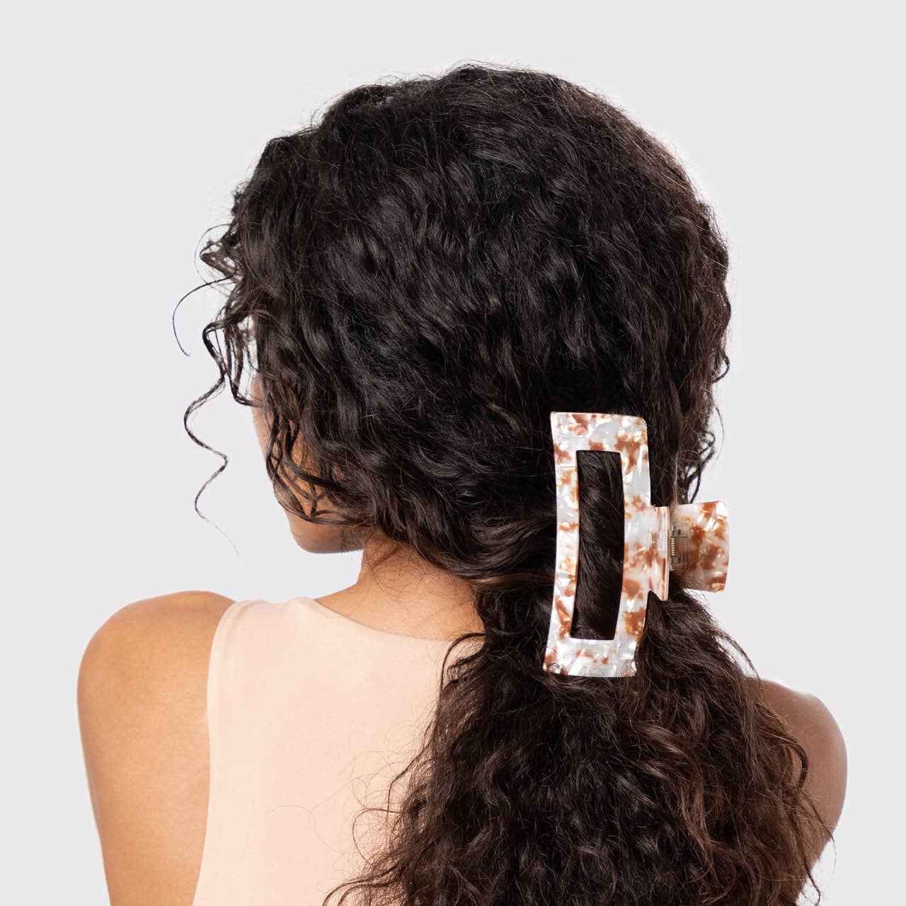 KITSCH - Eco-Friendly Jumbo Open Shape Claw Clip - Brown - Image 6