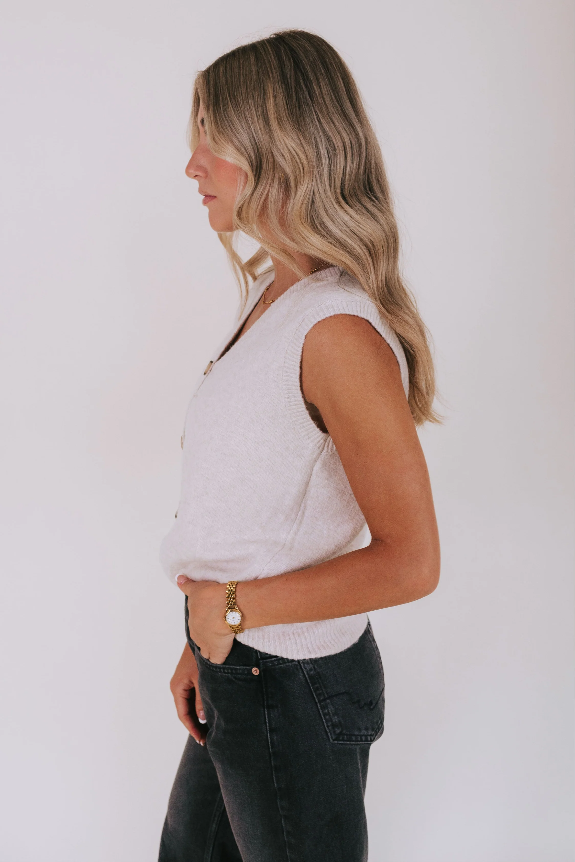 Girl In The Mirror Vest - Image 4