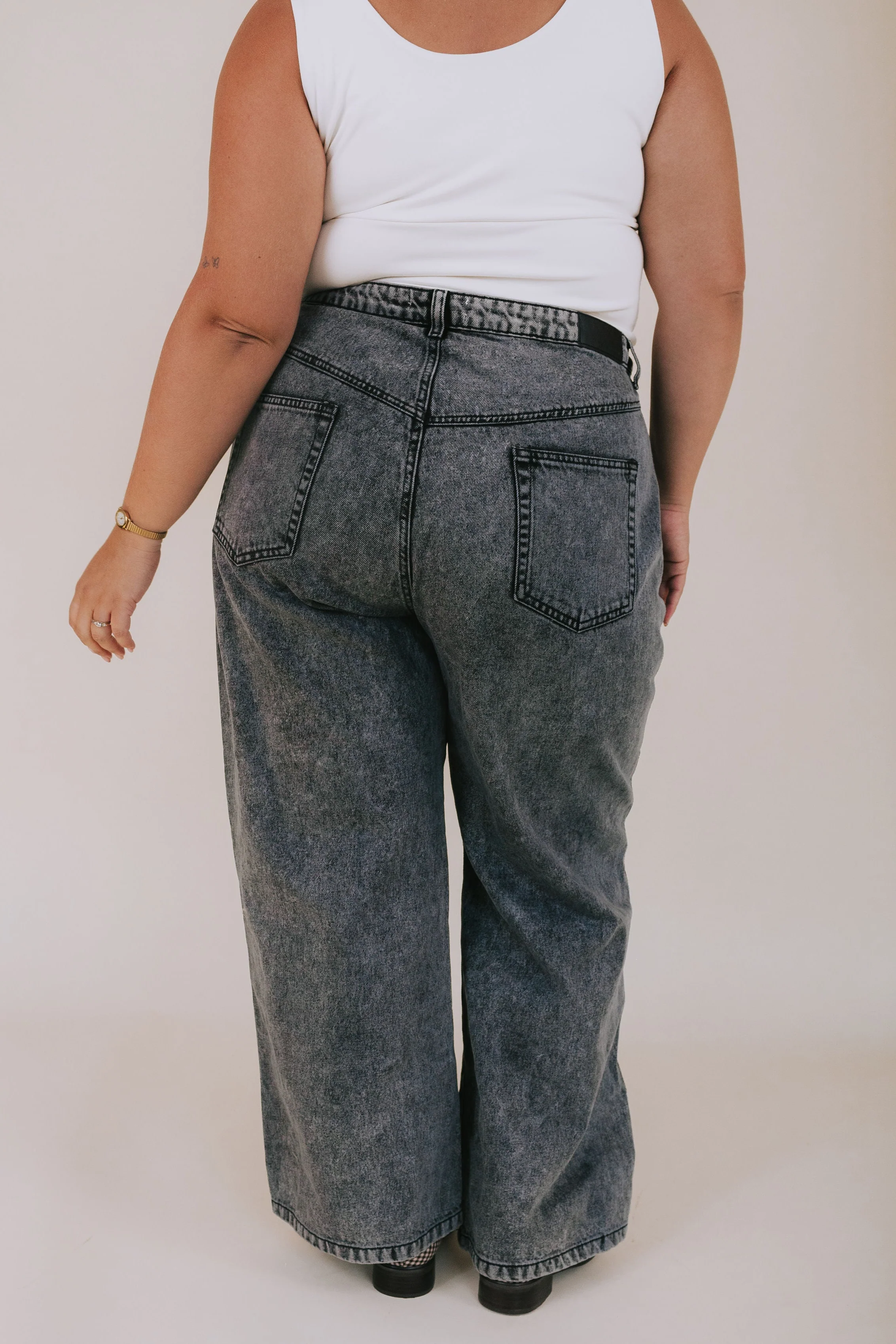 PLUS SIZE - All The Time Jeans - Image 4
