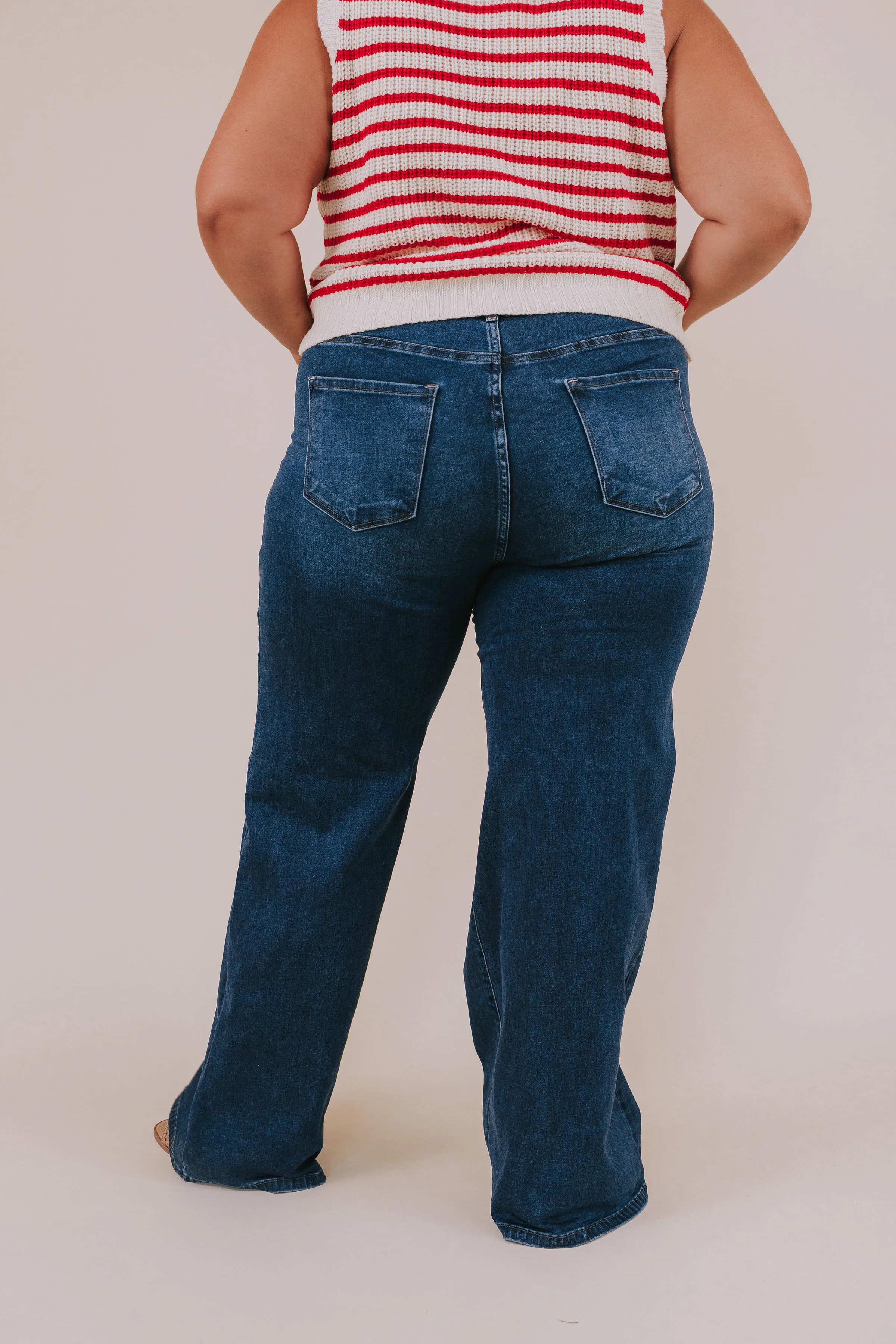 PLUS SIZE - Staring At You Jeans - Image 4