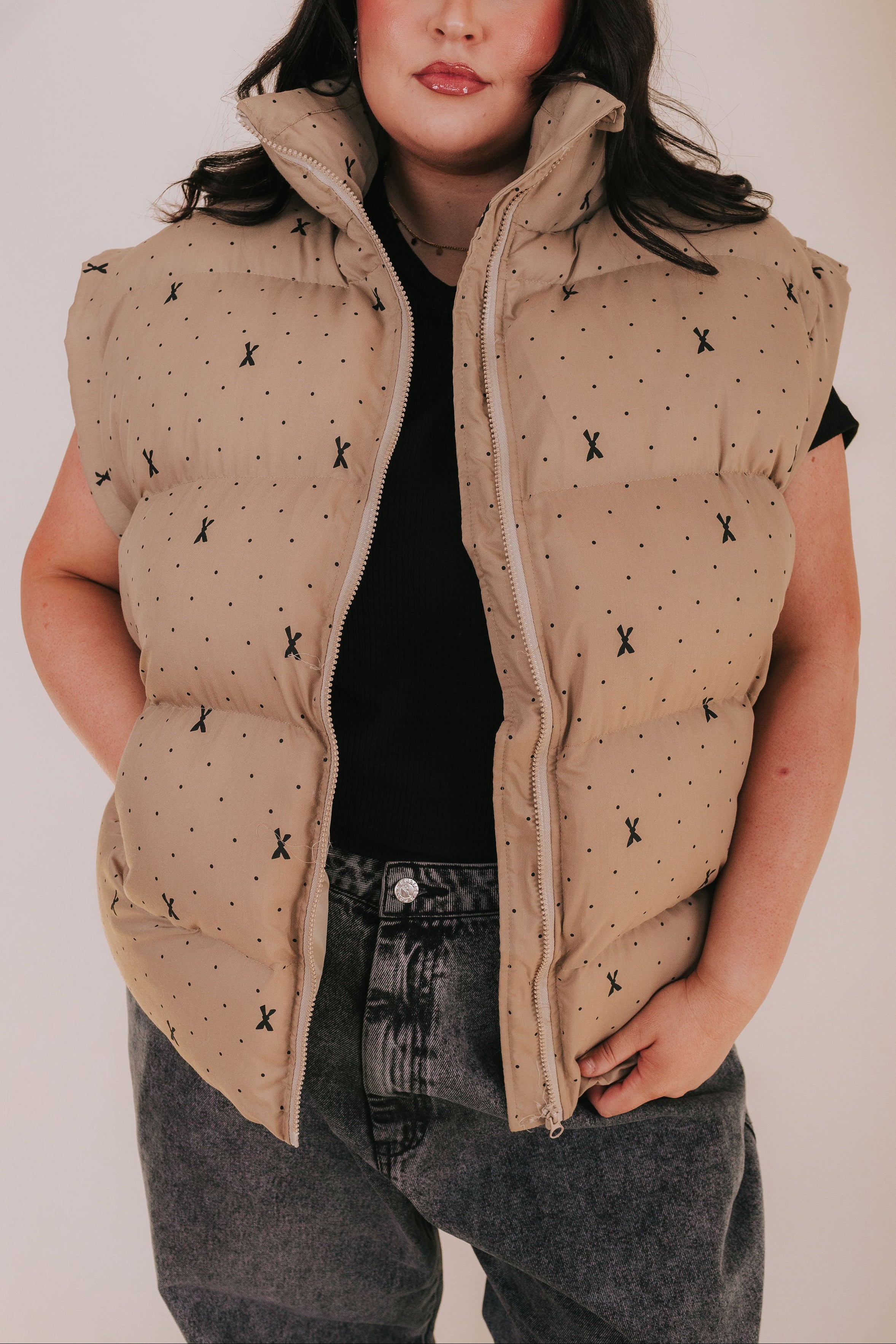 PLUS SIZE - Warm Hug Puffer Vest - Image 3
