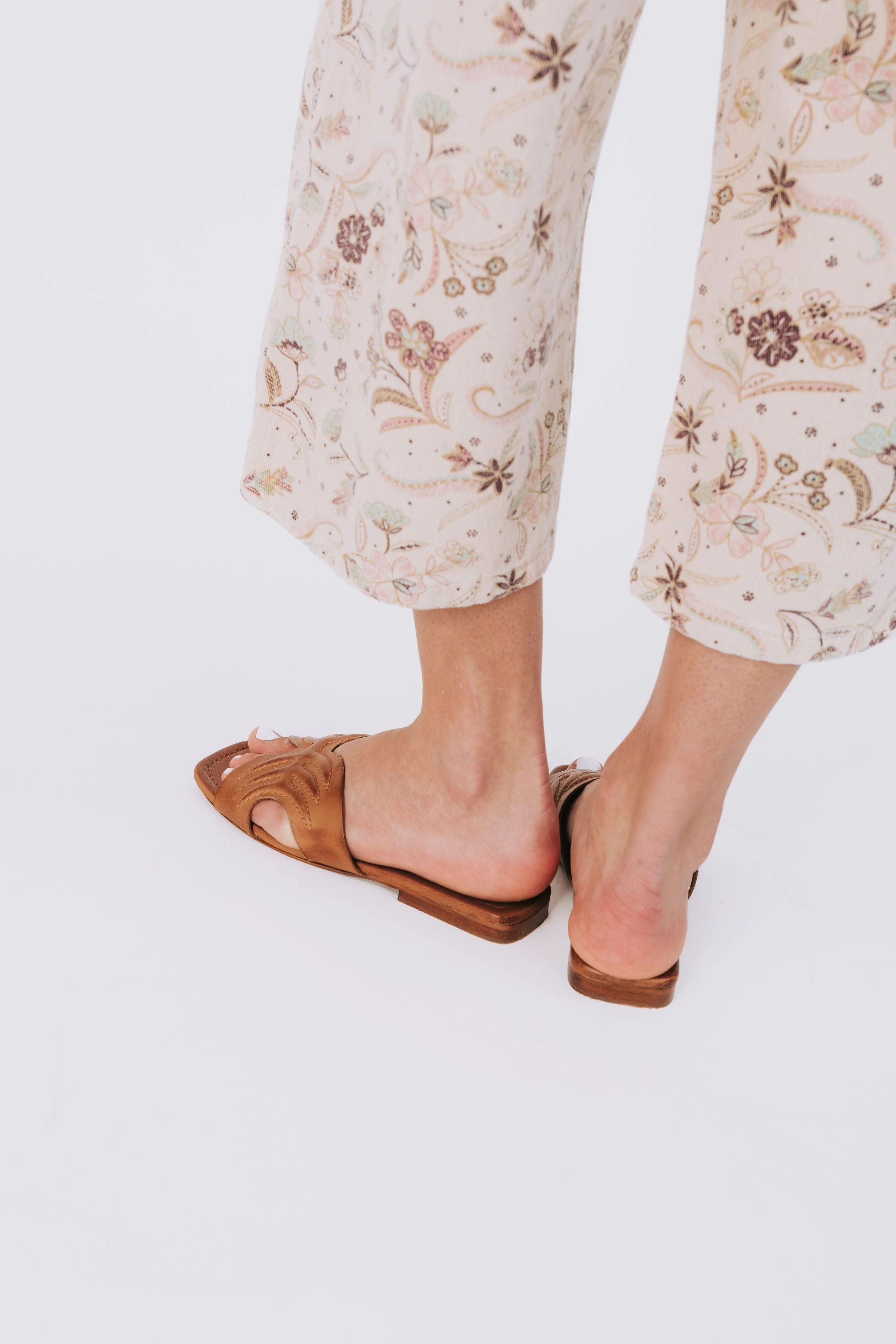 SEYCHELLES - Madhu Sandal - Image 4