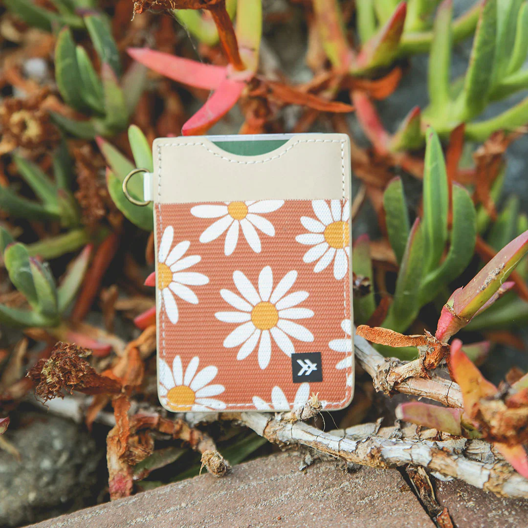 THREAD - Hazel Vertical Wallet